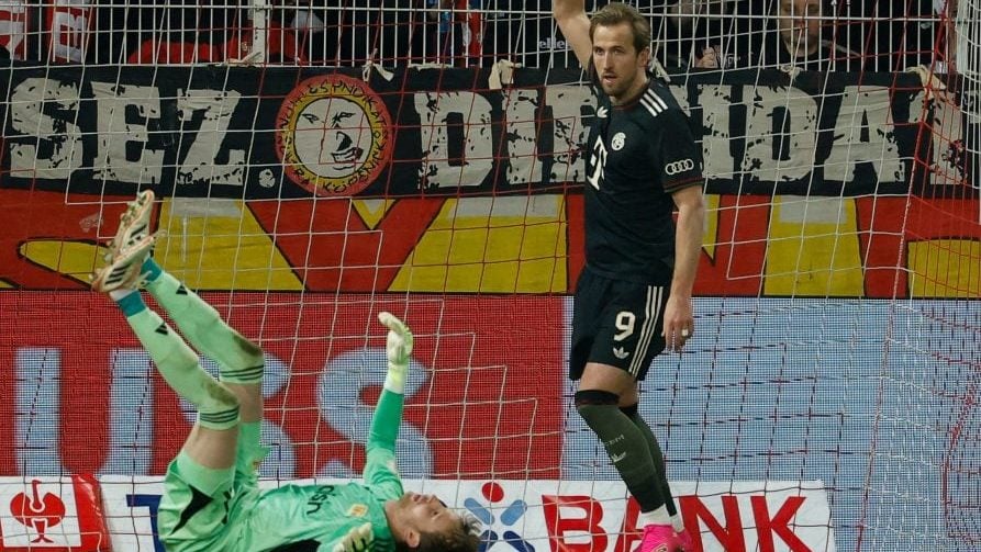 哈兰德自英超首秀以来13次中框，同期仅次于努涅斯和B费（哈兰德英超至今13次击中门框，仅逊努涅斯与B费）