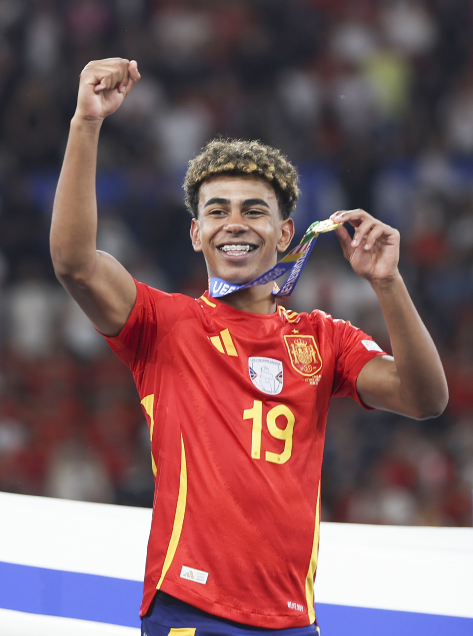 孔蒂：足球世界里胜利才重要，没人记得我曾输过5次决赛（孔蒂：足坛只看胜利，没人会记得我五次决赛失利）