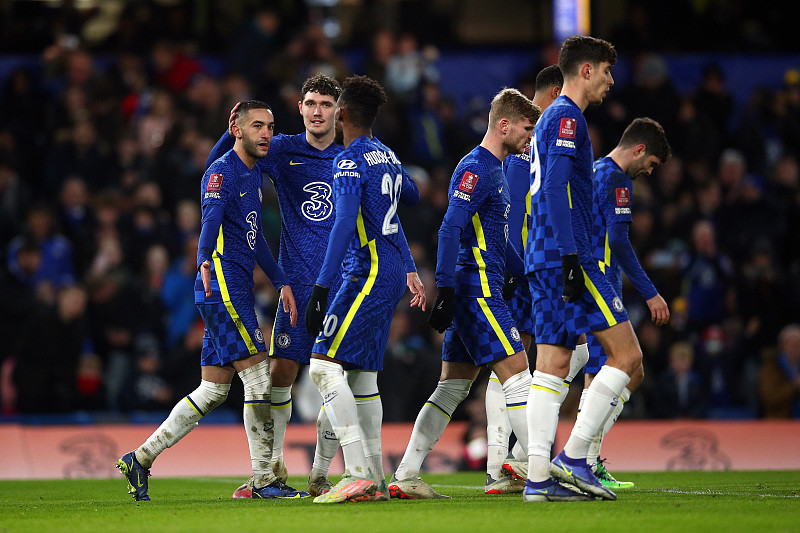 意大利杯尤文2-0乌迪内斯晋级，乔纳森-戴维、洛卡特利建功（意大利杯：尤文2-0淘汰乌迪内斯，乔纳森-戴维与洛卡特利携手破门晋级）