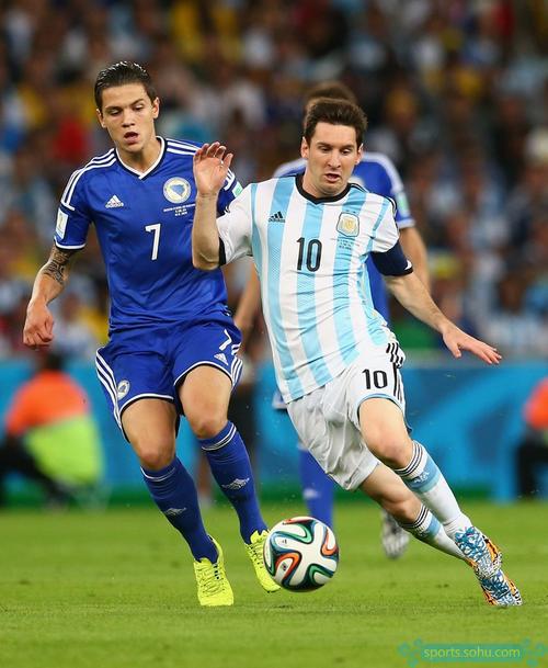 CBA球员表现回顾：辽宁男篮精彩集锦,（辽宁男篮高光时刻：CBA赛场表现盘点）